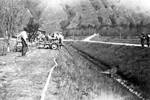Anni 1945/46.
Pulitura drenaggi zona del Carcale. (#1456)